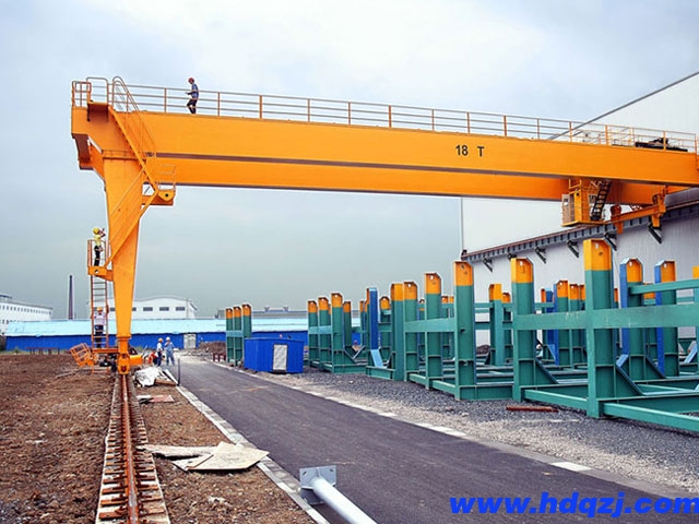BMH型電動葫蘆半門式起重機(jī)行車