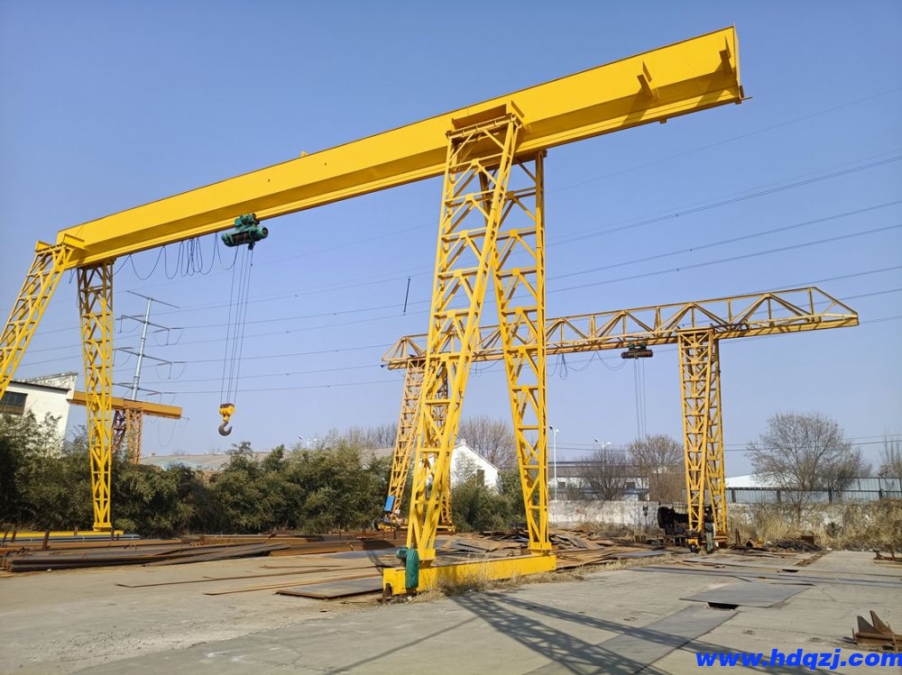 MHE型電動葫蘆門式起重機 MHE型電動葫蘆門式起重機